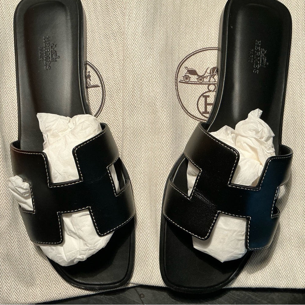 ‼️Authentic Hermès Oran Black Leather Slide Sandals EU39.5 - Picture 2 of 8
